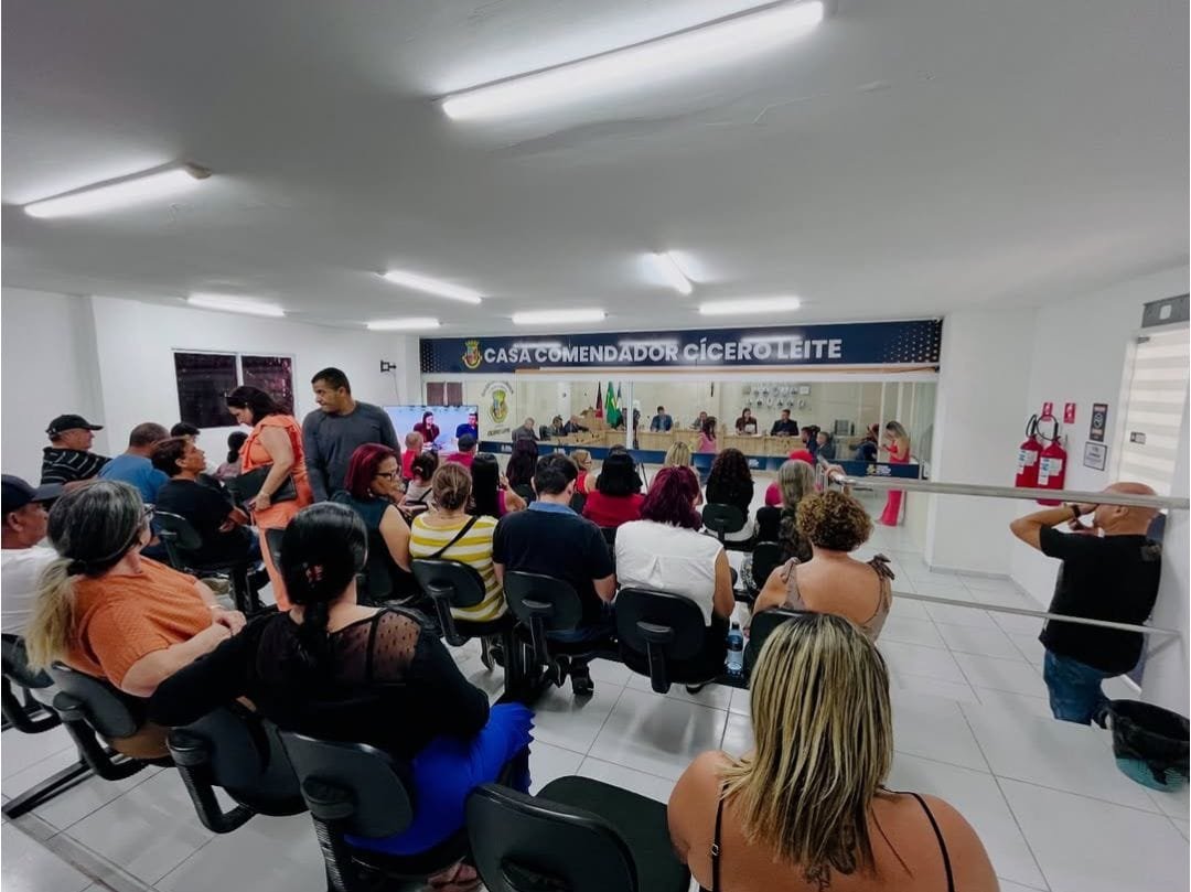Escandaloso – Prefeita Karla Pimentel Quer Aumentar Para R$ 10 Mil Salários Dos Cargos De Gabinetes E Do Comando Da Guarda Municipal